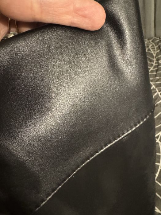 Шкіряна спідниця. Спідниця з екошкіри