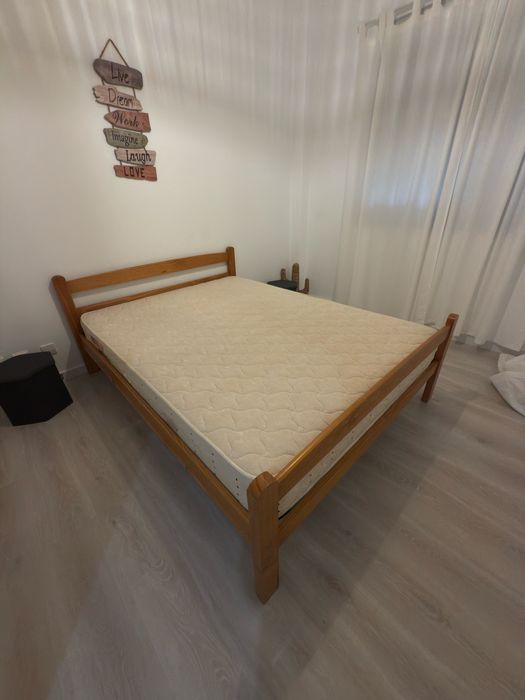 Cama + Colchão 2.00x1.40