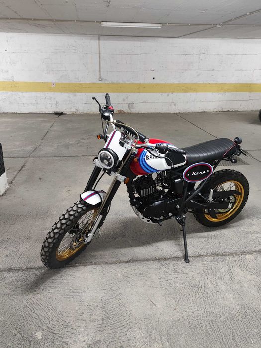 Mota bullit hero 125