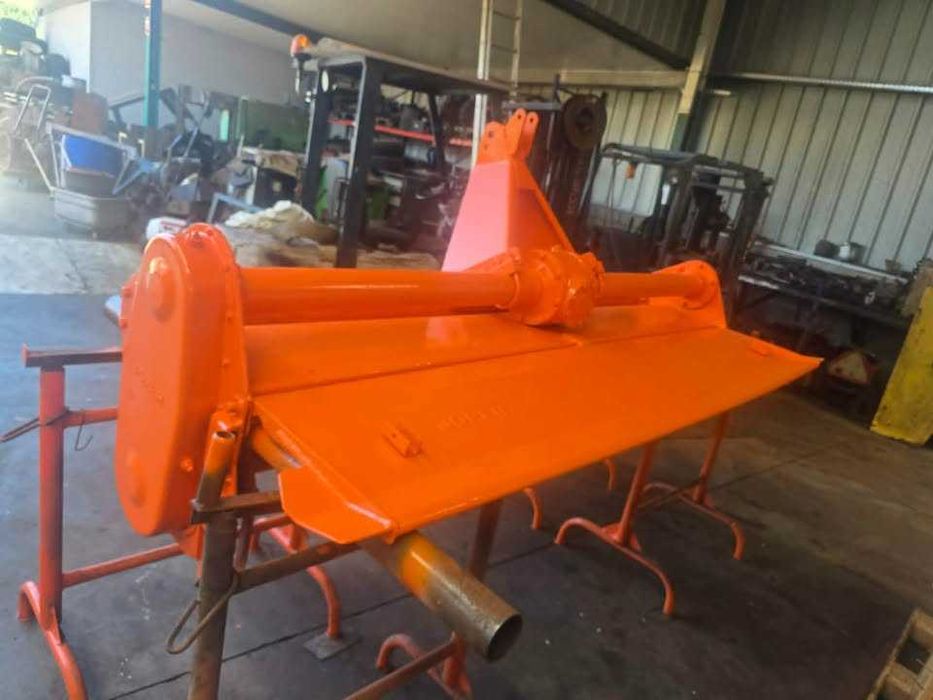 Fresa agricola Joper modelo 2R de 2.20 de trabalho usada
