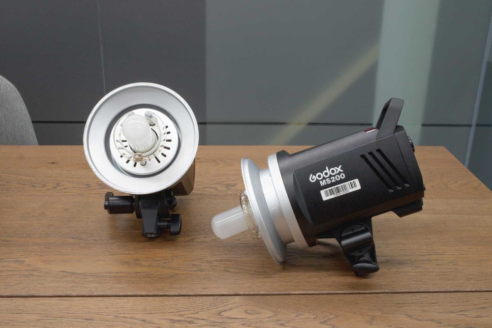 Flash Estúdio Godox MS200 Monolight 200Ws