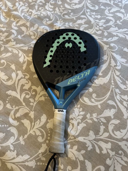 Raquete de padel como nova