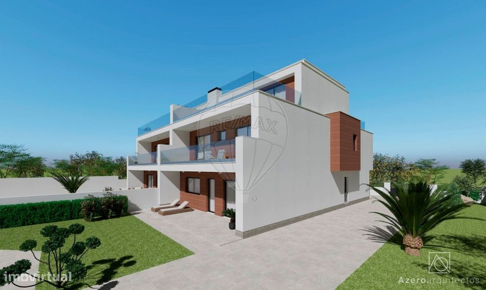 Moradia T4 para venda