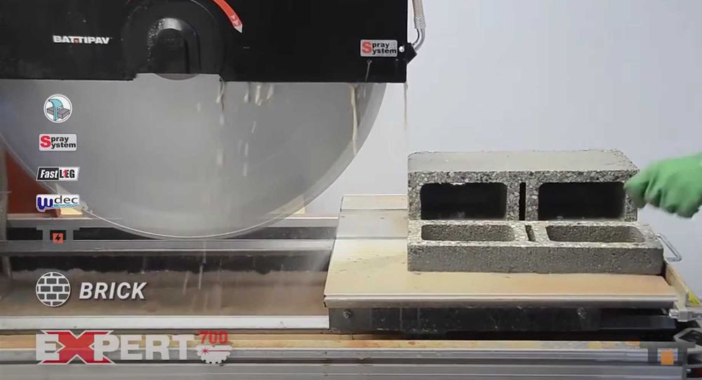 Piła budowlana do pustaków silki stołowa 400V przecinarka stolikowa