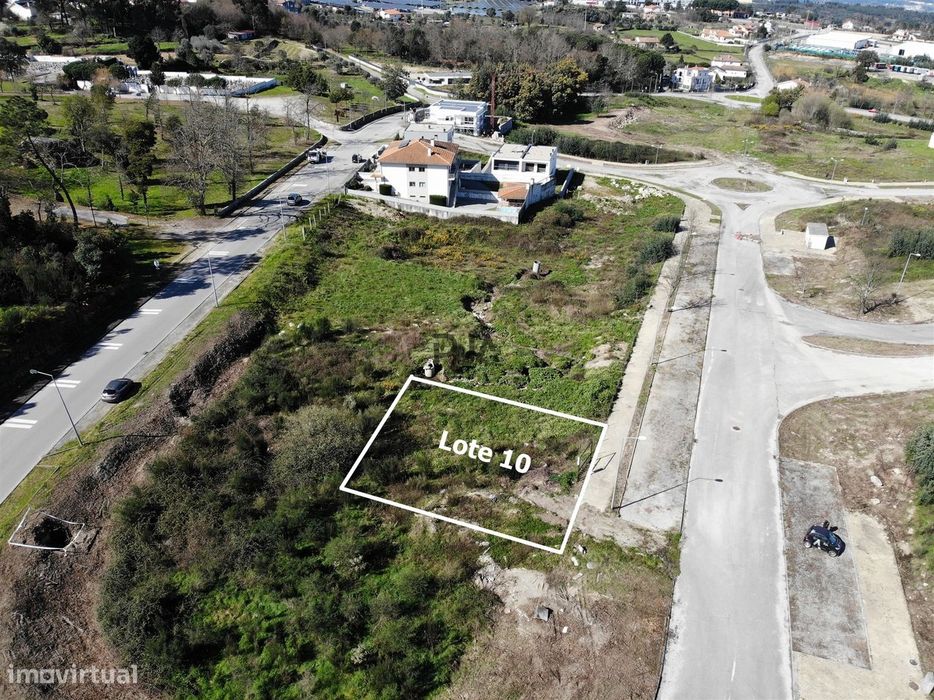 Lote para Construção de prédio - 6 fogos, Mangualde