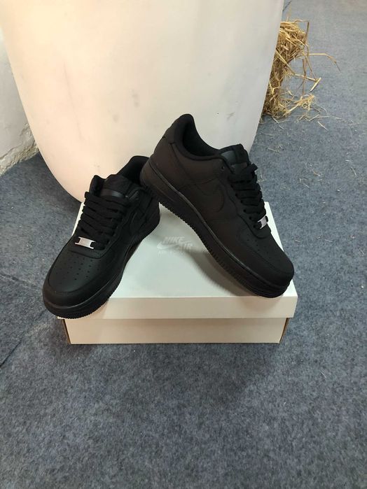 Nike Air Force 1 Czarny 41