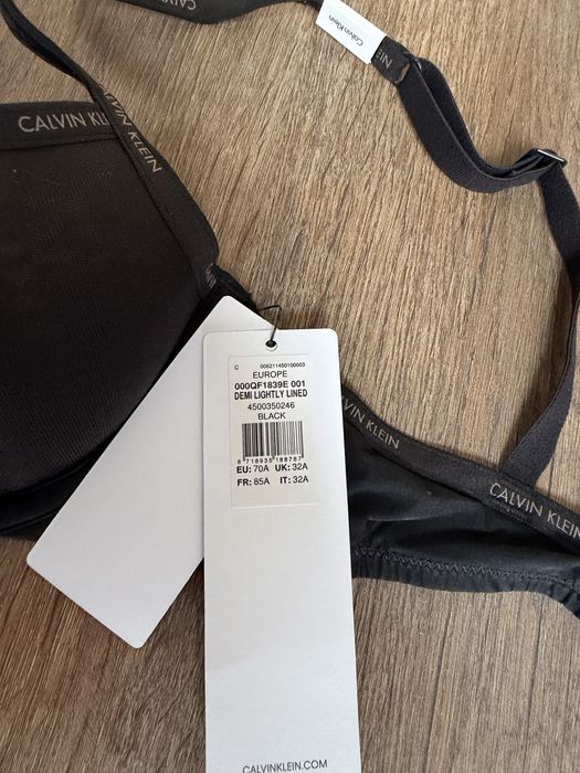Calvin Klein biustonosz stanik lightly lined 32A 70A napis logowane C