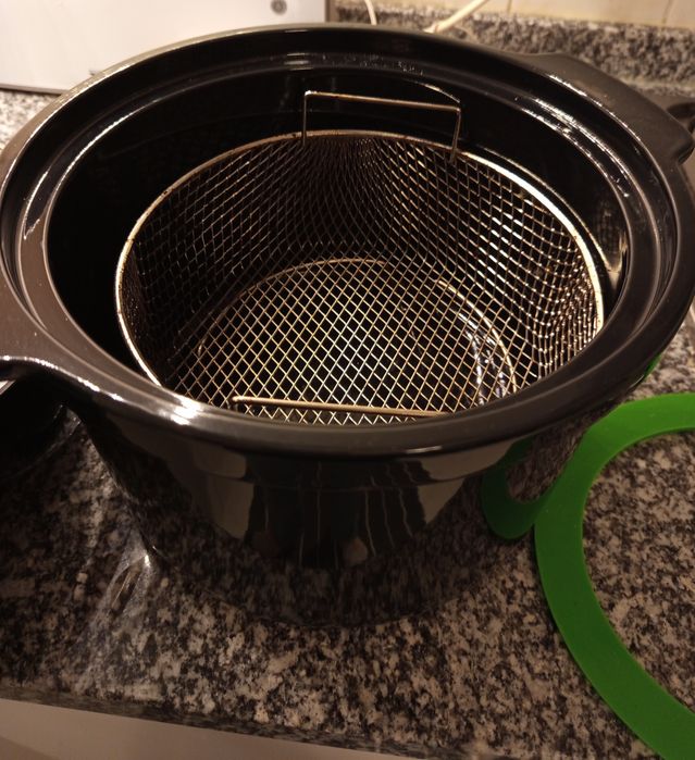 Fritadeira sem óleo como nova