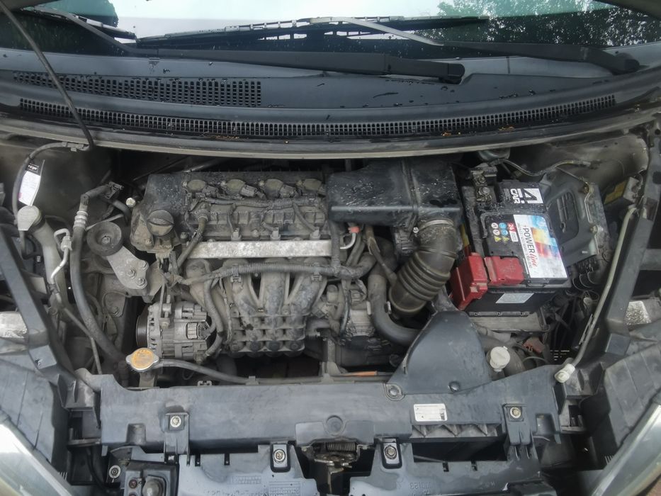 Mitsubishi colt czarny