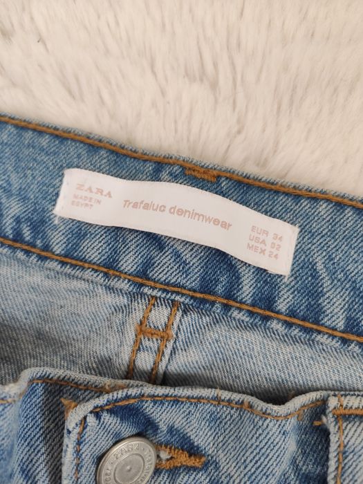zara jeansy sznurowane haftowane jeans dopasowane wysoki stan