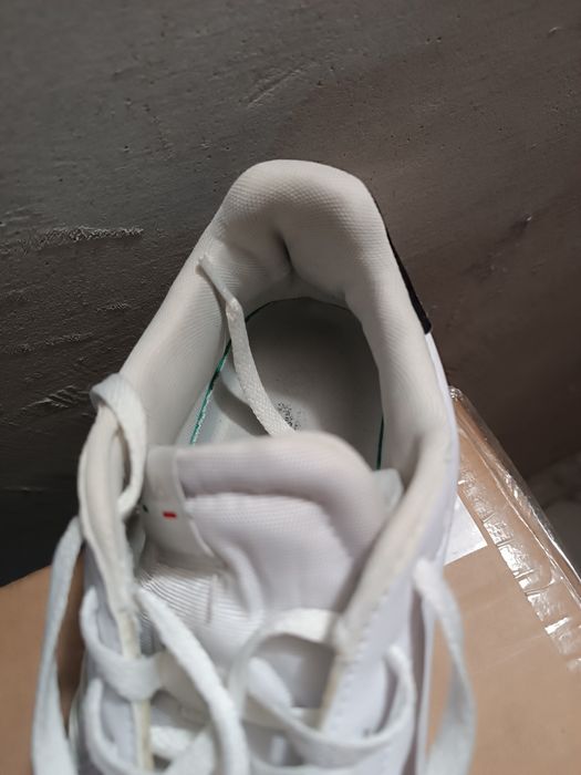 Witam sprzedam buty.