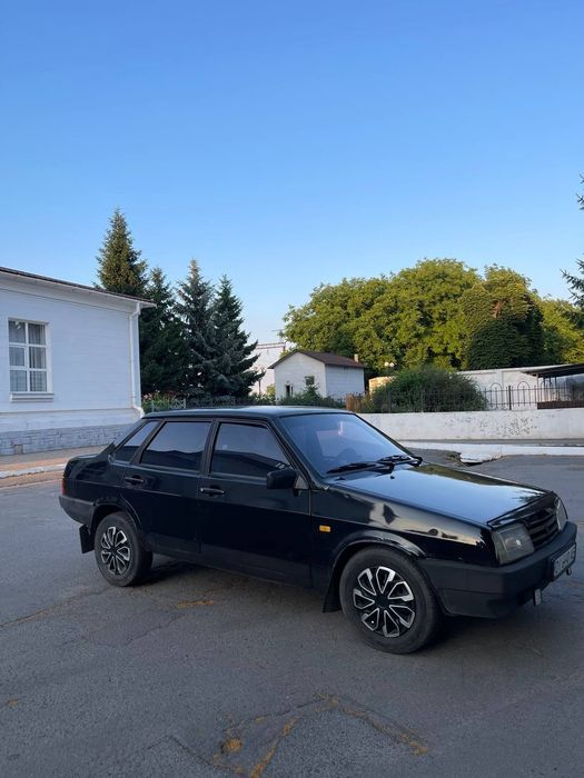 Продам ВАЗ 21099