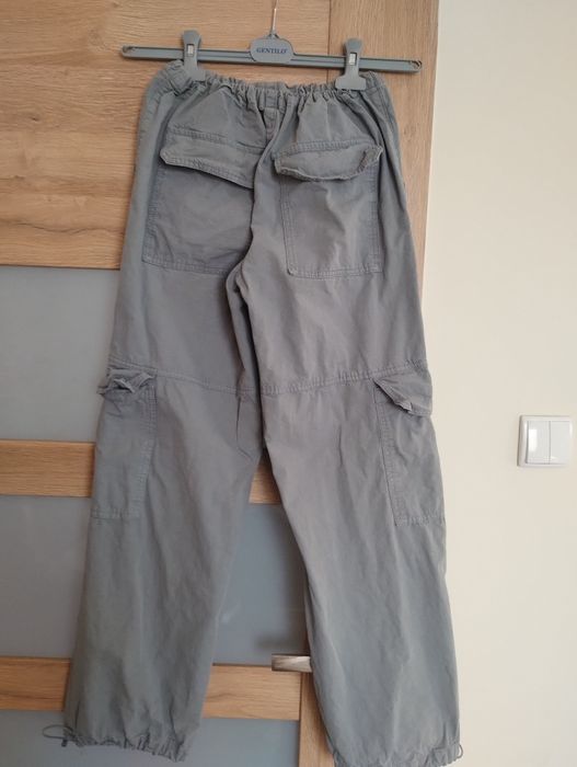 Spodnie spadochronowe Pull&Bear