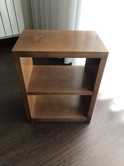 Carvalho maciço - Mesa de Apoio / Mini Estante