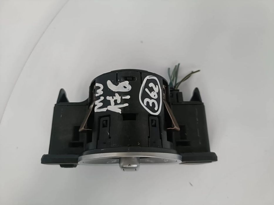 Botão / interruptor de luzes MERCEDES-BENZ Classe A (W176)