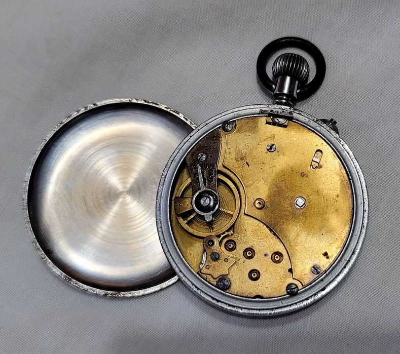 Швейцарские часы Siro жёлтый механизм 30х годов Swiss made времён ссср