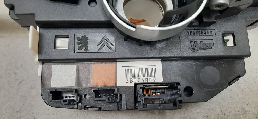 Manípulos viatura Peugeot