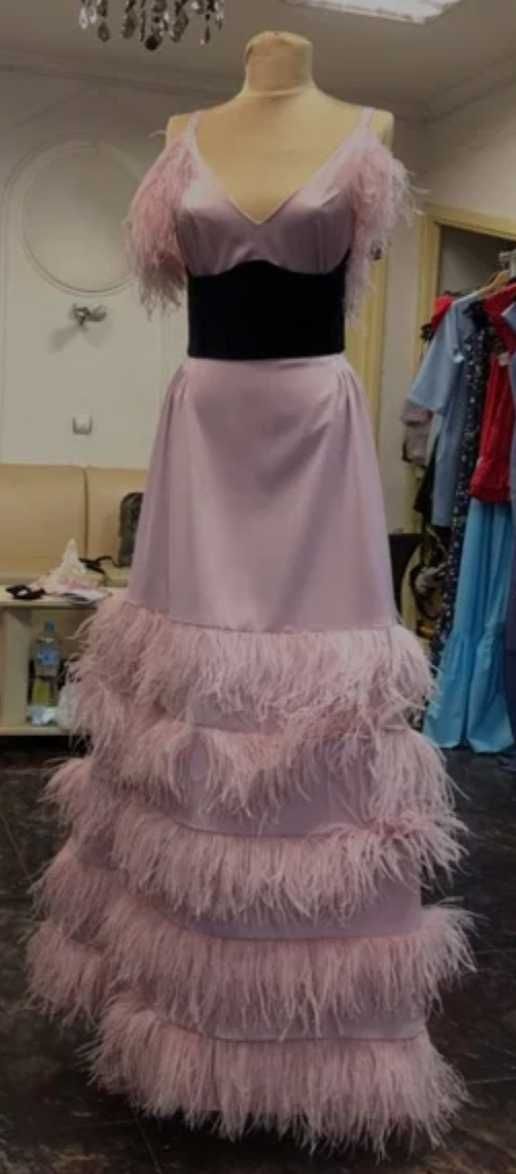 Розовое платье Диор без руковов из шелка и шерсти 38F