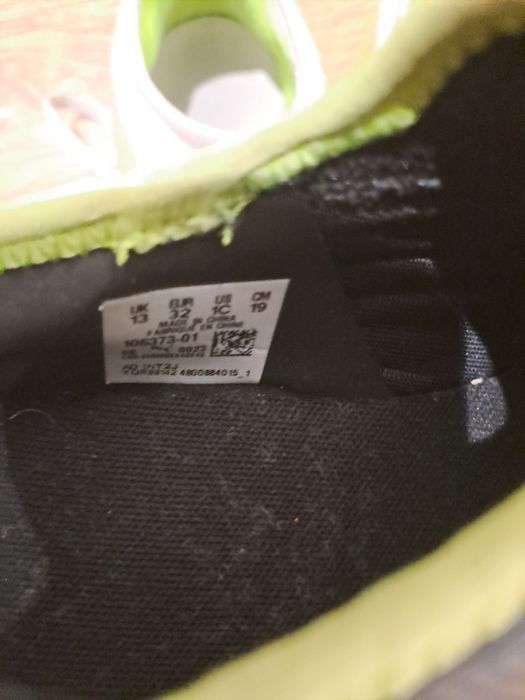 Botas Futebol Relvado Sintetico N 32