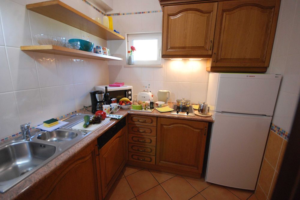 Apartamento independente T2 na espetacular vivenda, piscina comum, perto de zona antiga de Albufeira