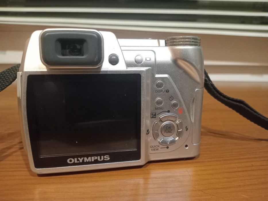 Цифровой фотоаппарат Olympus SP-510UZ