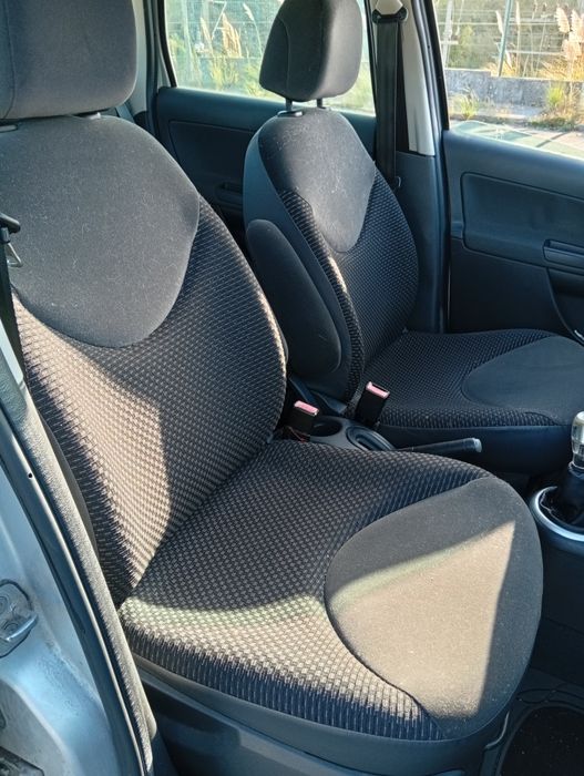 Citroen C 3 de 2010 com 40.000 km