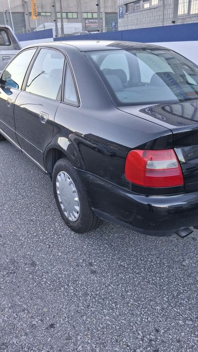 Audi A4  3 chaves originais