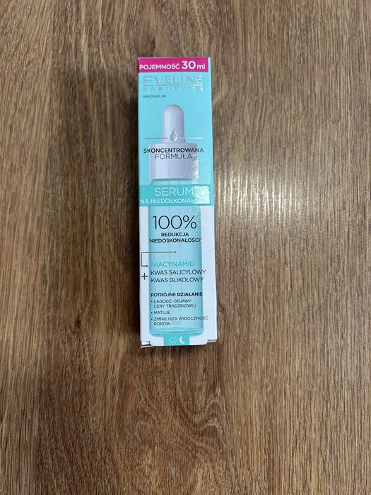Eveline Skoncentrowana Formuła Serum Tuszujące Niedoskonałości 30 ml