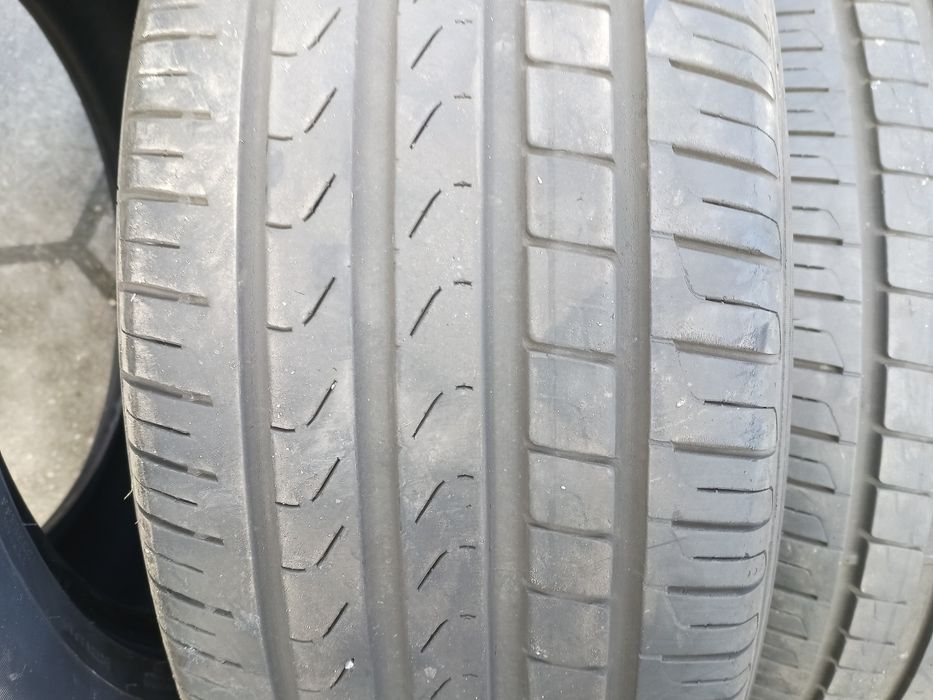 Opony 255/55 R18 Pirelli