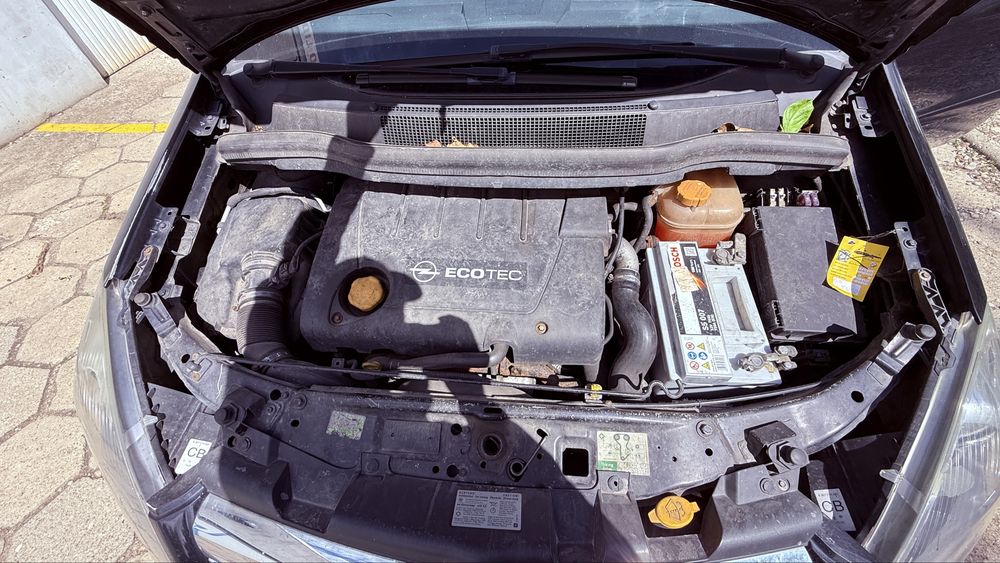 Opel Zafira  1.9 cdti