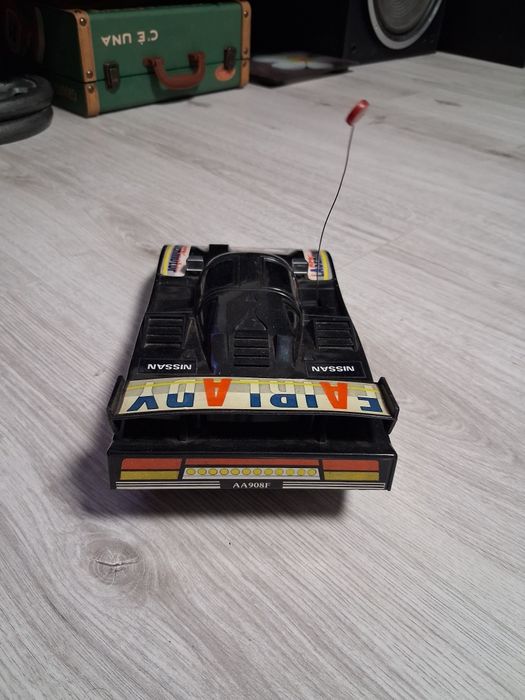 Nissan zabawka bez kontrolera z prl 1986