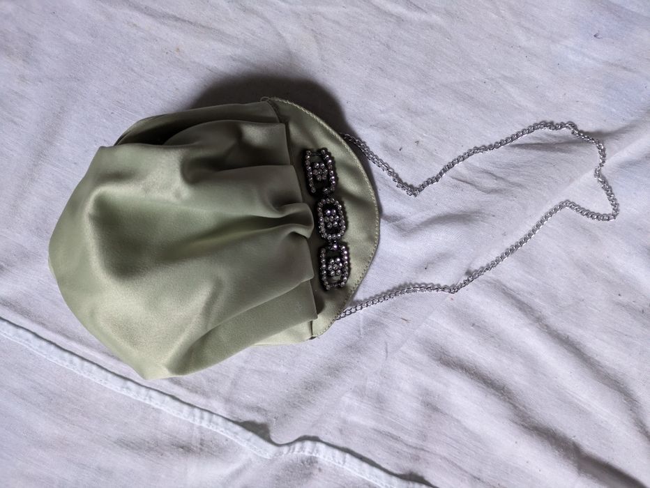 Вечірня  нарядна сукня