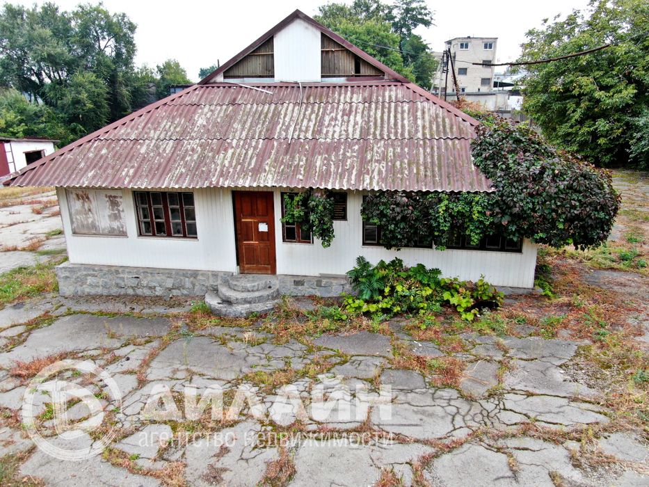 Комплекс зданий и сооружений в центре Космоса