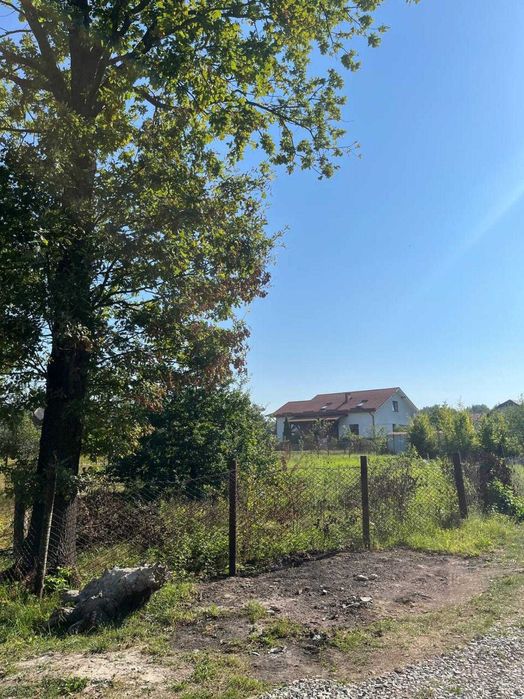 Продаж земельної ділянки під будівництво