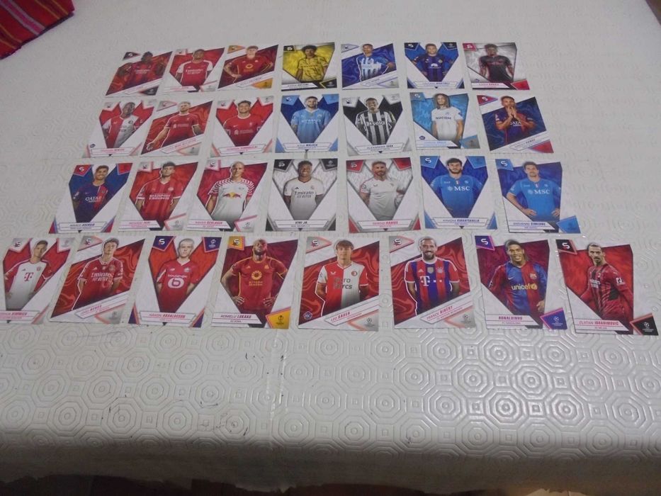 Lote de 29 Topps Superstars 2024 da Panini