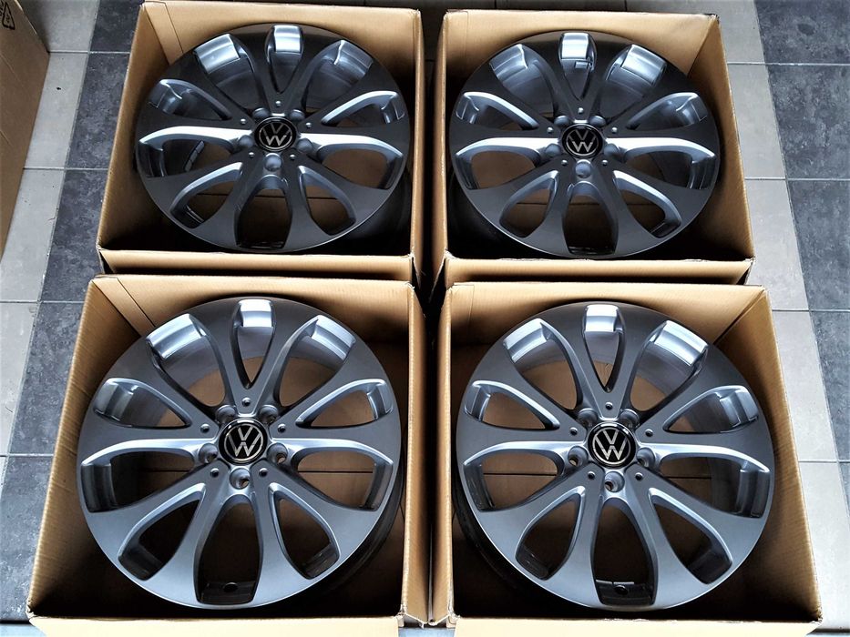 Alufelgi 18 5x112 VW Passat Tiguan Sirocco Arteon Grafitowe ! 245#
