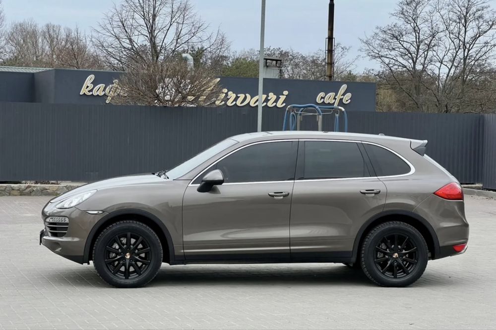 Porsche cayenne 2013 3.6