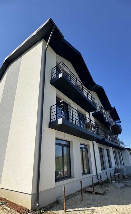 Інвестиція у готельний бізнес, Поляниця