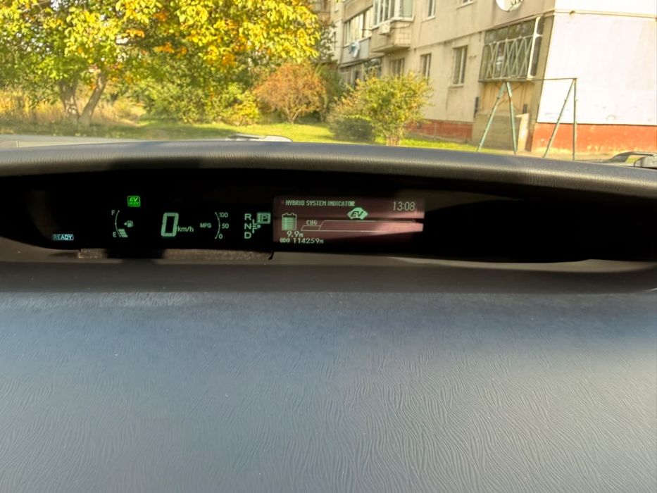 Toyota Prius Plug-in 2015