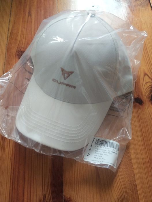 Cupra czapka z daszkiem biała