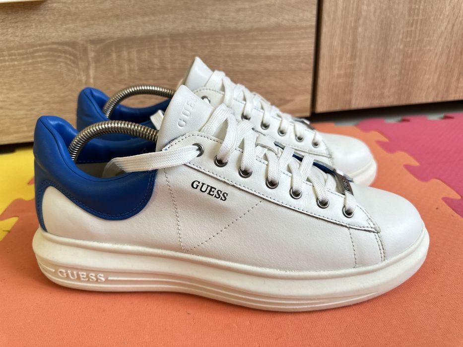 Шкіряні кеди Guess Baskets