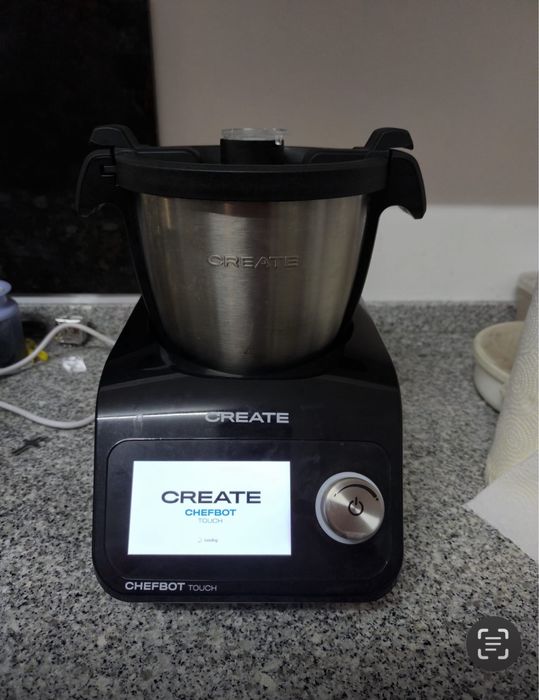 Robot de cozinha pela melhor oferta tudo a funcionar