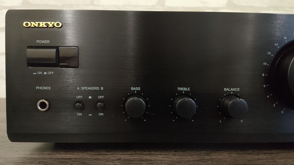 ONKYO A-9211 Integrated Stereo Amplifier 1998-2006