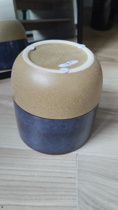 Ceramiczna osłonka na doniczkę granatowa