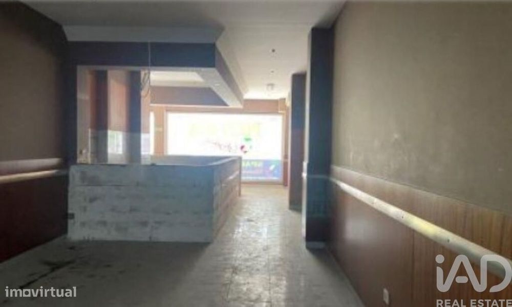 Loja / Estabelecimento Comercial em Cidade da Maia de 80,00 m2