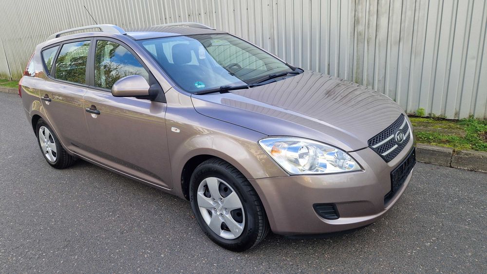 Kia ceed  kombi 1.6 i