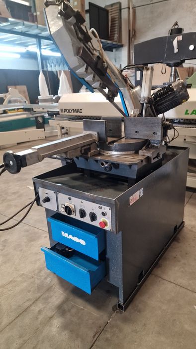 Serrote de fita com paralela pneumatica