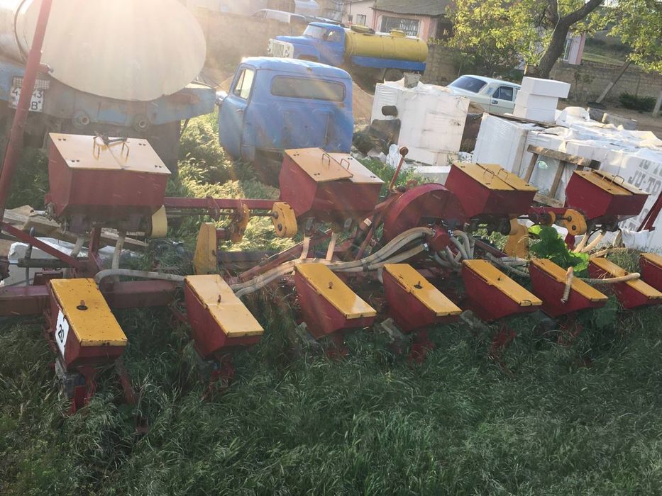 Продам сівалку в гарному стані Ств 8 белларусь
