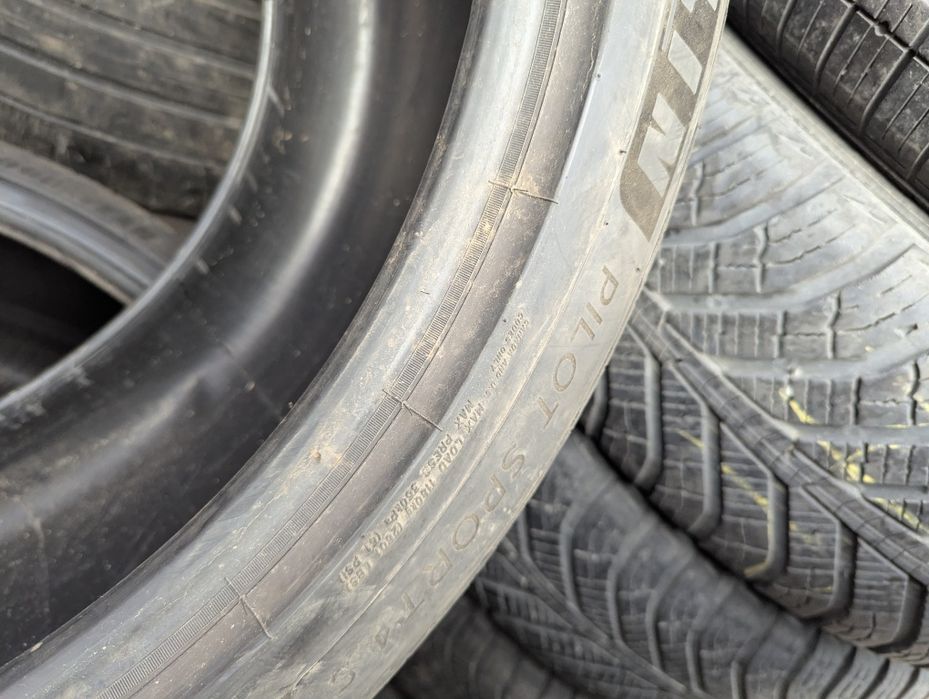 325/35r22 Michelin 2022рік .
