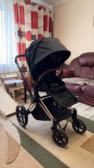 Терміново Коляска Cybex Priam Rose Gold 2 в 1